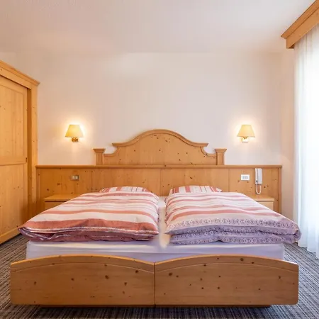 Albergo Canazei カナツェーイ