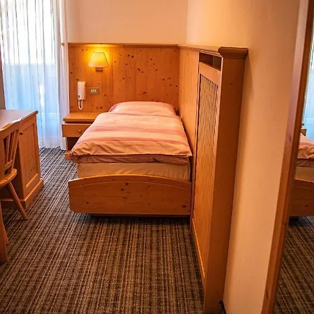 Albergo Canazei